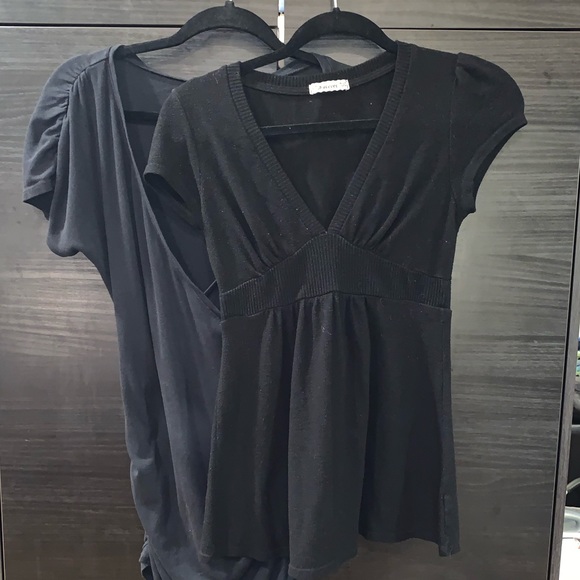 Bundle of 2 black figure flattering SS tops - Picture 2 of 8